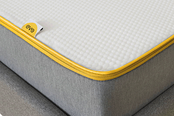 Matelas-tediber-surface-blanche